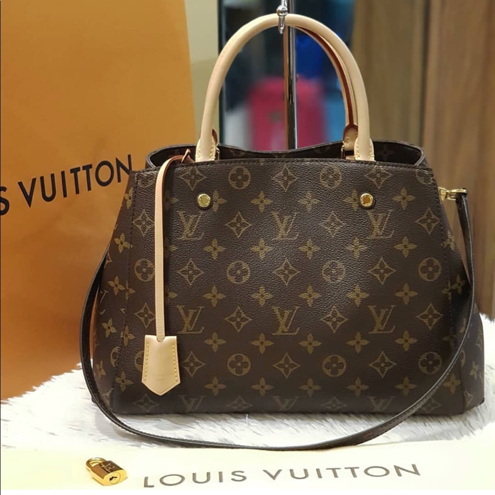 💯 Authentic Lv